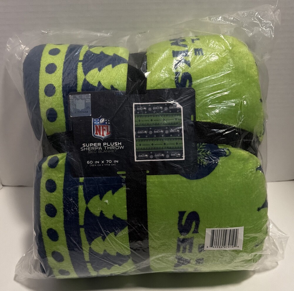 Seattle Seahawks 60’’ X 70’’ NFL Super Plush Sherpa Throw Blanket